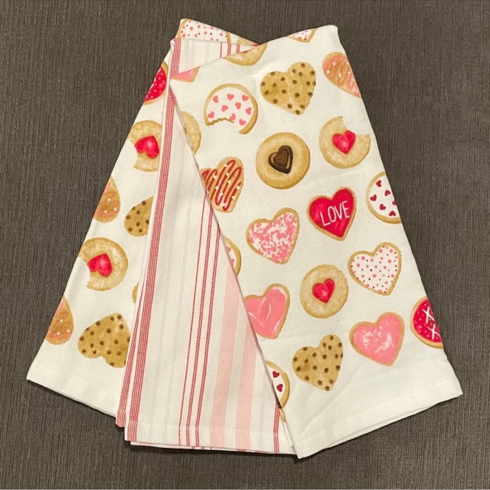 cupcakes and cashmere PLUSH kitchen towels